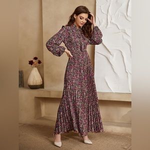 Floral tie-neck pleated skirt maxi dress